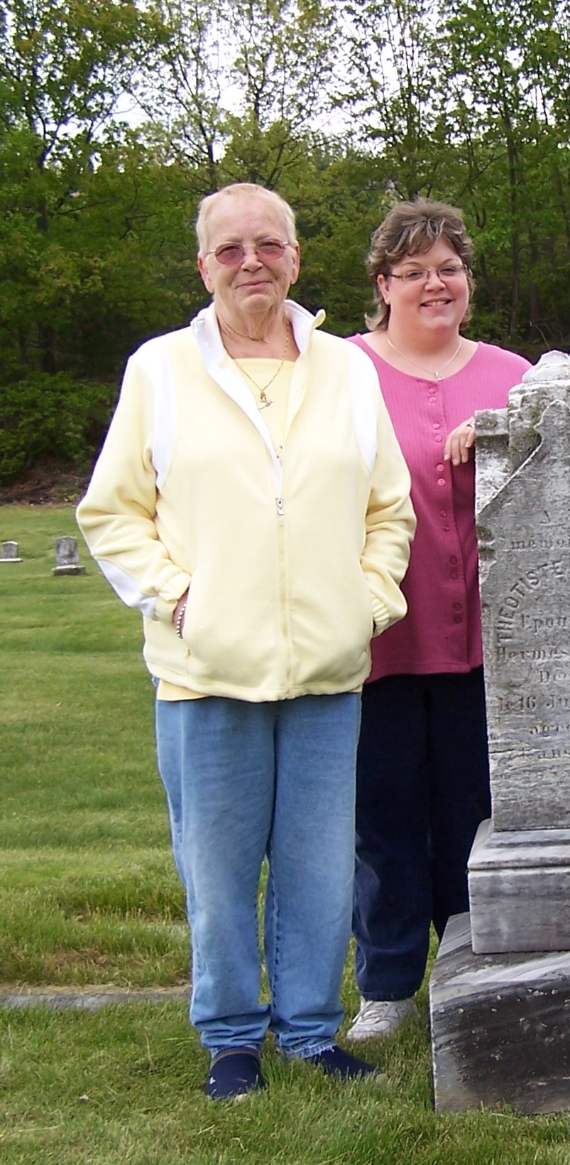 Mom and Tricia at Hermes Emond Grave May 2008